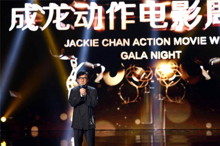 今天成龙电影被吐槽,但成龙电影从来就不是问题。+