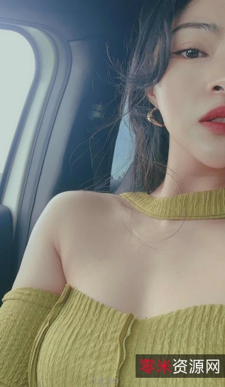 某单位推出：健身尤物金主，表里不一丰满至极，视频照片大小都有！