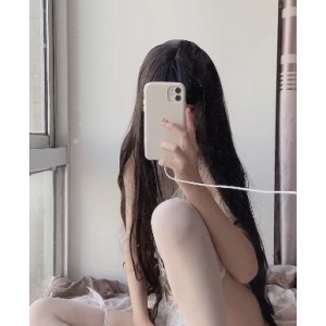 《超级极品小姐姐Momo的推特作品合集：第一弹，让你无法抗拒！》