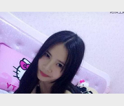 火热爆款：性感模特大学萌妹社保姬福利11.2G，让你无法抗拒的诱惑！