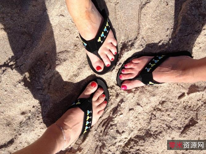 2021年热门喜剧《度假伙伴》官方中字版BD1080PX264AAC