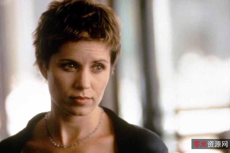 《大地Land:探索孤独的力量》