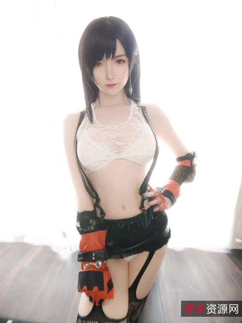 网红魔法秋秋18套蓝白视频，14.4G高颜值高清写真，萌萌哒御姐范