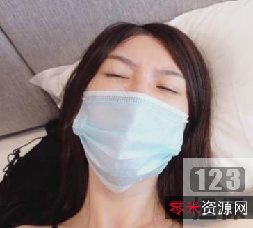 《老虎菜原创第19弹:精虫上脑》,网红{{网红名字}}带你体验自我提升之旅!