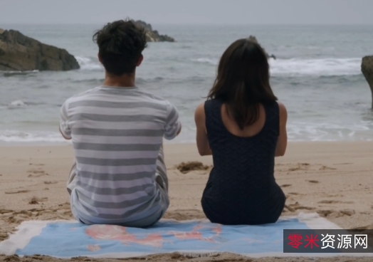 《中法情侣ASYAxASH有尺度私拍合集:模特玛丽·伊丽莎白·拉斐尔与男朋友拍摄电影般高品质场景噼里啪啦》