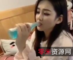 小嘴213V系列视频：全面展现高颜值反差妹子的游戏乐趣