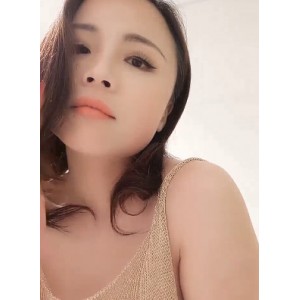 《迪爱儿：女神的星光，清纯魅力无限》