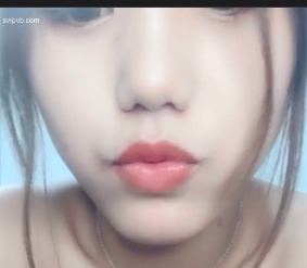 美貌双刃剑：极品女主播无名小妖的魅力视频