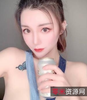 《女神妮可7.9G私拍：kou+ji足技秀身材，反差小姐姐让你爱不释手》