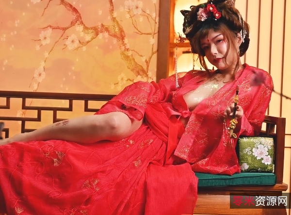 斗鱼网红秋和柯基73V-38G古风抖M完美绽放,美貌与技能交织,让人心动!