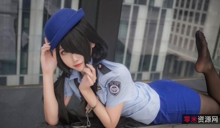 巨R女神绝美Coser（葵葵）火辣性感紧身服装，7.4GB精选女神大片，逆天颜值担当，让人心动！