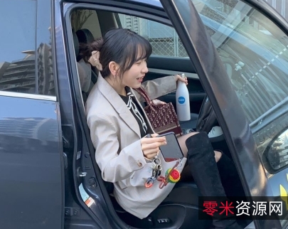 泄密可爱学妹的小粉红：被玩坏的0.27G1v+270m百度盘