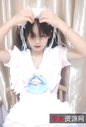 网红佳佳小宝贝火辣热舞，有尺度诱惑！