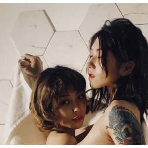 某推超人气霸气成熟女人御姐【某推精选御姐】浮力姬（舌尖上的那地方）最新散播黑丝完整合集_16V-9.2G