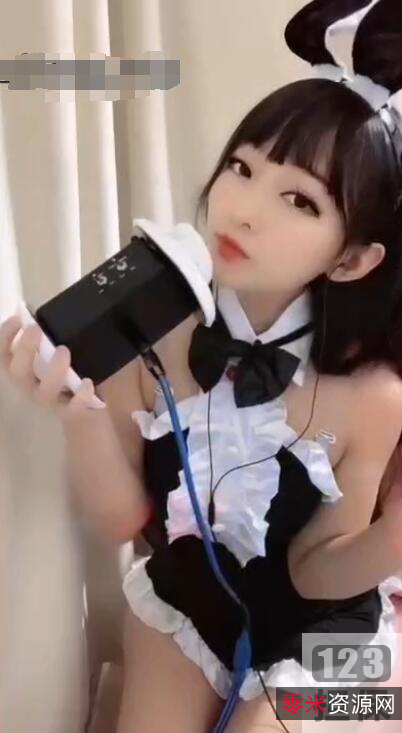 咸小樱玩A失眠R：COS视频全集，护士、民国女子、兔女郎、女仆等网红萌妹子双马尾辫卖萌！