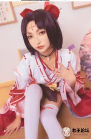 Cosplay女神《神樂坂真冬》：勇敢乐观的超级英雄