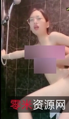 网红小小芊芊推出自行打包的直播小合集，宋茜般的美丽！