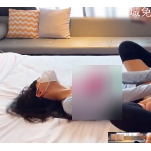 美腿尤物：168CM气质女神双女诱惑，互动运动一字马，带你解压疲惫。