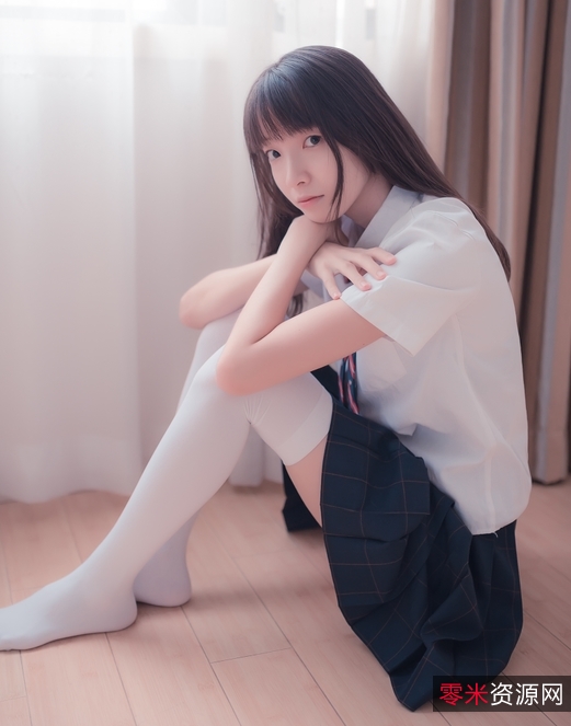 黑白丝袜足系列福利风之领域10.5GB