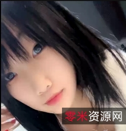 火爆苗条粉嫩美女:80多斤飞机场翘起穴,扒拉神秘处特写!