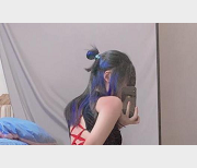 人气小兔兔网红漫画少女服装女郎：486MB角色扮演装扮学生妹已婚少妇年轻翘臀赘肉下面