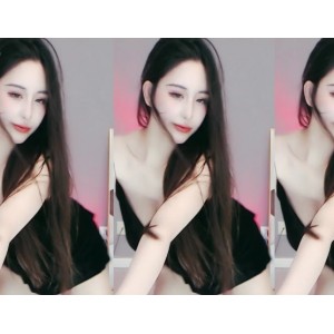 苏樱·虎牙女神完美颜值身材与迷人眼神，精彩跳舞直播！