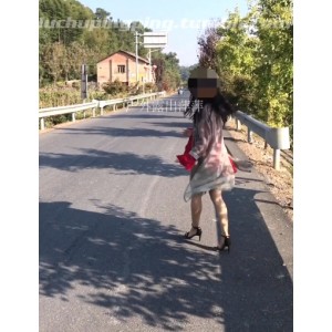 萍萍pinkpigbb：室外主播荒野合集