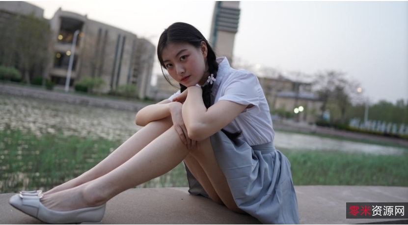 崔杰校花私拍照片