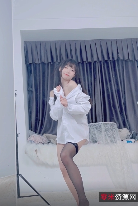 咬一口兔娘（黏黏团子兔）四月648里程碑奖励