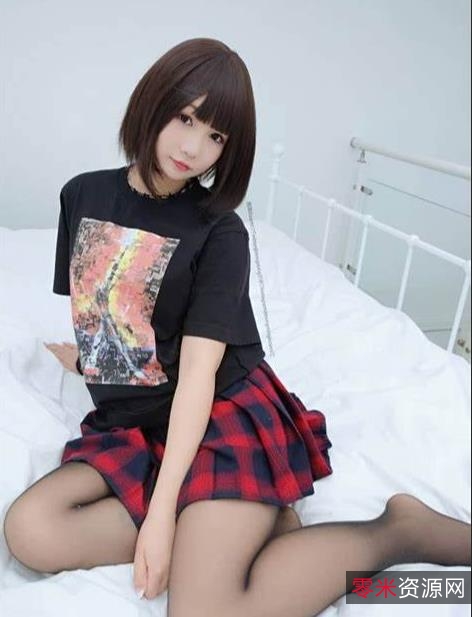 铭铭Kizami:性感妹子脸,黑丝胶水,大兔子,玉腿,微博火视频高清无修4k