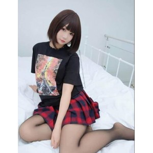 铭铭Kizami：性感妹子脸，黑丝胶水，大兔子，玉腿，微博火视频高清无修4k