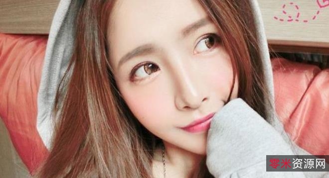 《小黑:网红颜值明星绅士的全系列视频图包自拍》