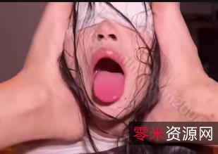 MiNimmm2006：新大神教育重磅资源，女主18岁完整版，大闸蟹、棒棒糖、下水道，浴缸三D全纪录