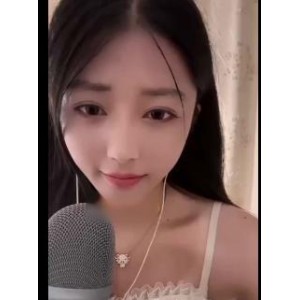 40万粉丝疯狂追捧！桃子主播6V-224M视频助眠又可爱