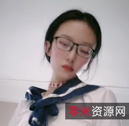 反差露脸小狗小静与小狗亲密互动51v1.26g