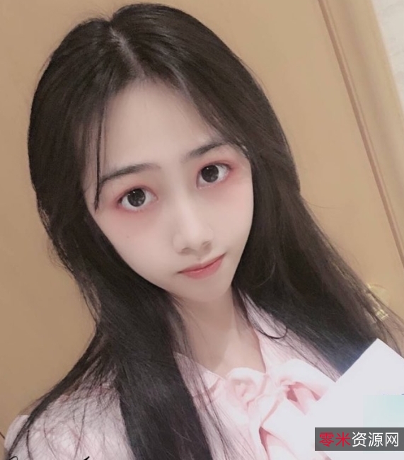 款视频的标题可以取为：《江可爱的十分钟黑历史精选》