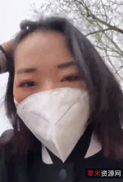 娜娜驾校女学员足系列舔脚系列：勇气与无私的教训