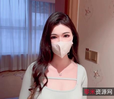 车灯晃动感！性感主播肉丝腿露脸推荐，观看数量已达790万次！