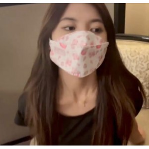 32.8g指教靓女与小二先生合作视频，收藏854次，新增4K创可贴贴2，精彩不容错过