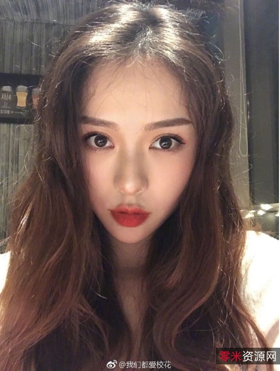 斗鱼美女主播静静《橙香静静》精彩合集,20个视频总时长10小时,尽享游戏与生活分享的魅力!