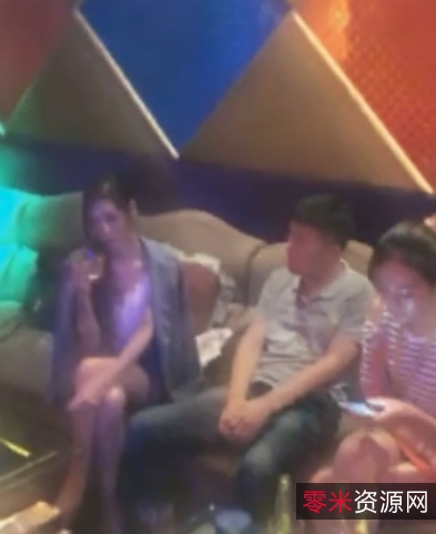 套路直播+丝足+剧情指教+芷晴+52g