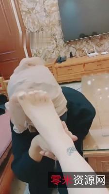 家奴伺候羽诺晚餐最新合集bf81581V32M,高清细腻