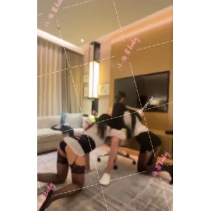 百度ED2K绿帽妻子小海星挑战各路大神2部2.3G收藏134