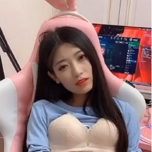 虎牙月月大小姐1V1互动高清65m合集水手服热舞资源流汁！