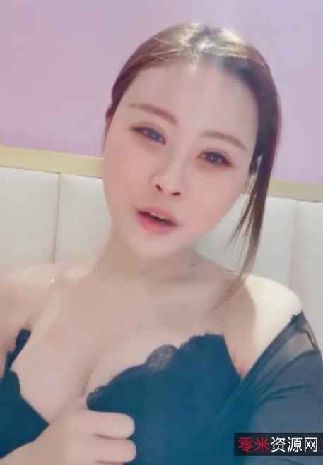 小平台可可儿深夜互动直播合集20部5.43G，收藏21珍稀资源，吊带湿身扭腰出声