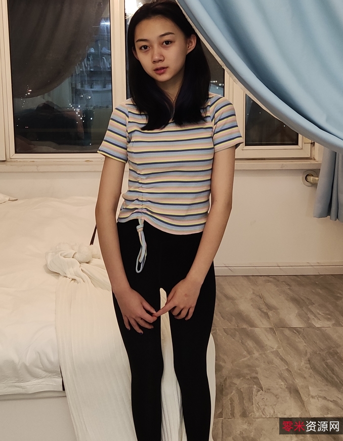 快手刘兵约拍私房照珍藏版50G全收录短发眼镜学生妹大合集