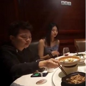 堕落人Q四部大合集4部1.8G，超万人好评，自拍天花板