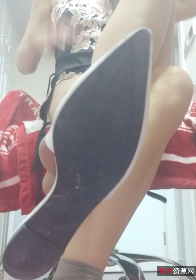 推特倩倩女王未公开丝足视频6部3.66G绝密收藏