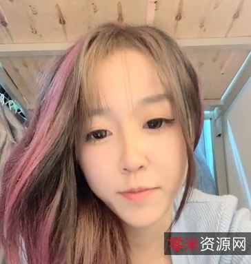 绝密一页叶大学妹私拍展示1V1.62G这谁顶得住