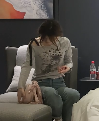 小甜私拍高挑妹优质粉嫩1V838M